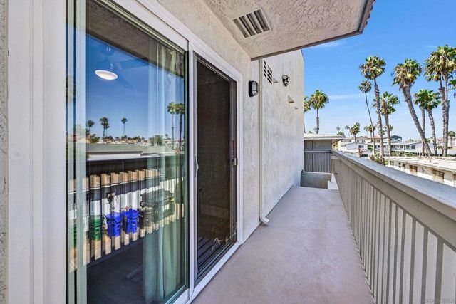 510 N Pacific 4, Oceanside, CA 92054