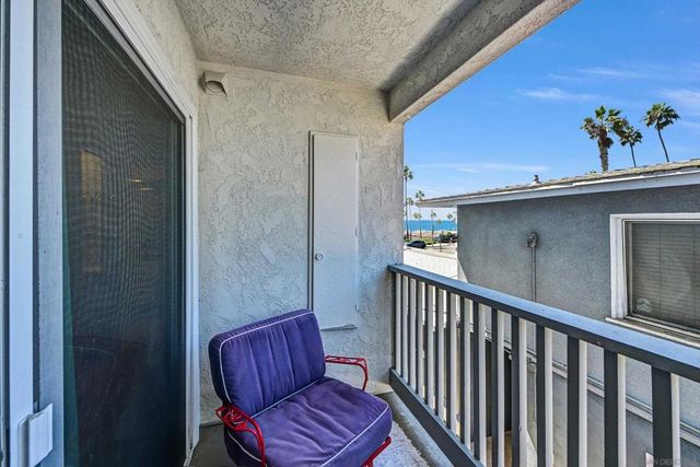 510 N Pacific 4, Oceanside, CA 92054