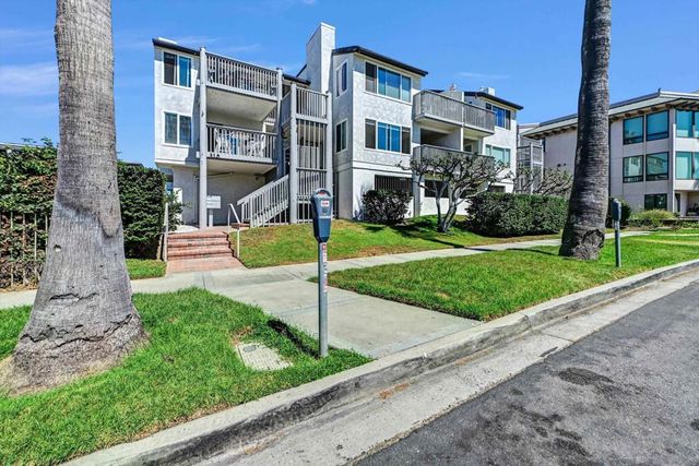 510 N Pacific 4, Oceanside, CA 92054