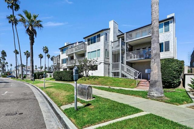 510 N Pacific 4, Oceanside, CA 92054