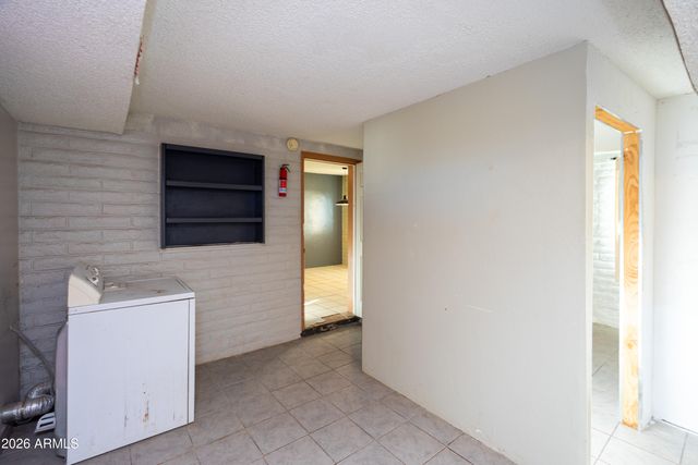 702 N SKYLINE Drive, Huachuca City, AZ 85616