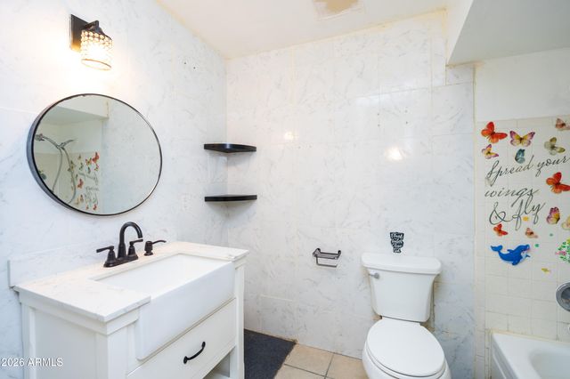 702 N SKYLINE Drive, Huachuca City, AZ 85616