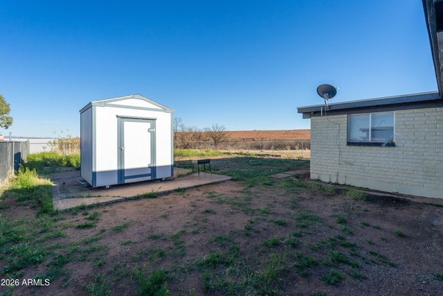 702 N SKYLINE Drive, Huachuca City, AZ 85616