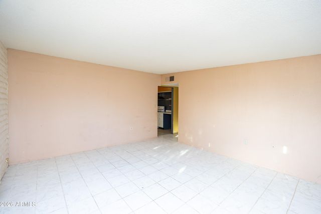 702 N SKYLINE Drive, Huachuca City, AZ 85616