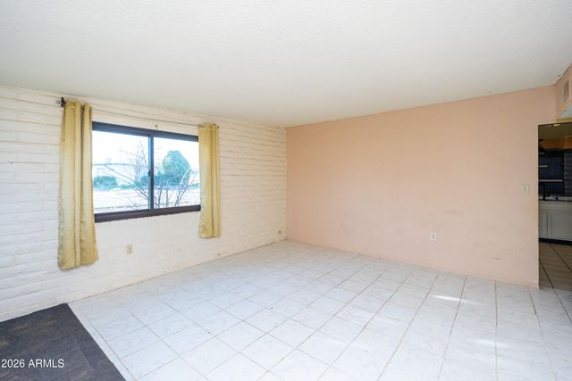 702 N SKYLINE Drive, Huachuca City, AZ 85616