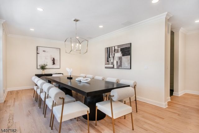 19 West Dr, Fairfield Twp., NJ 07004