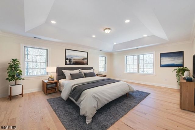 19 West Dr, Fairfield Twp., NJ 07004