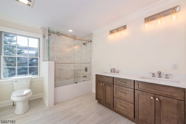 19 West Dr, Fairfield Twp., NJ 07004