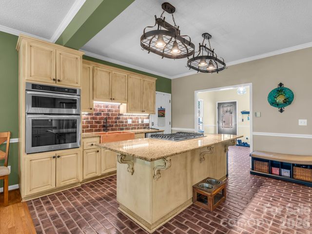 1467 Camp Creek Road, Union Mills, NC 28167