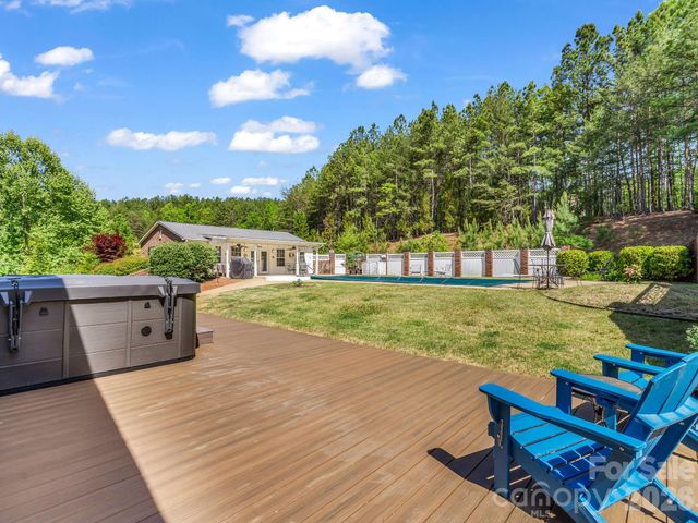 1467 Camp Creek Road, Union Mills, NC 28167