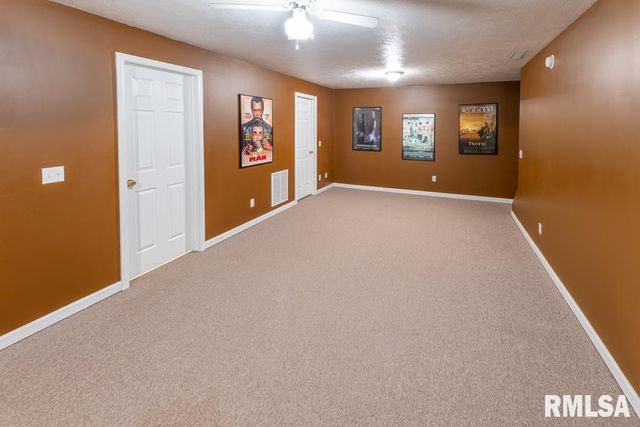 3510 N Kingston Dr Apt 25, Peoria, IL 61604