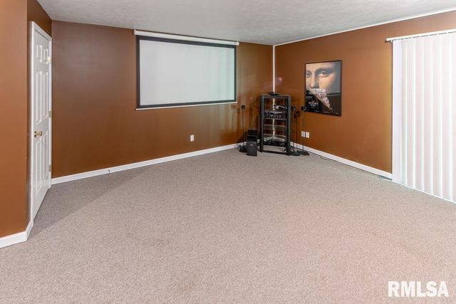 3510 N Kingston Dr Apt 25, Peoria, IL 61604