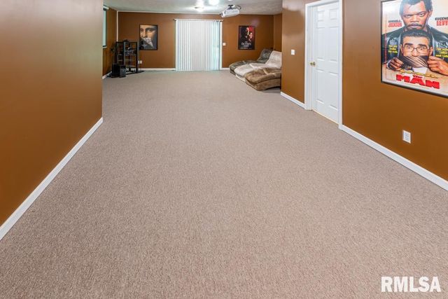 3510 N Kingston Dr Apt 25, Peoria, IL 61604