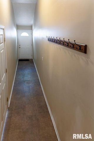 3510 N Kingston Dr Apt 25, Peoria, IL 61604