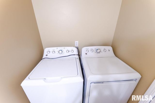 3510 N Kingston Dr Apt 25, Peoria, IL 61604