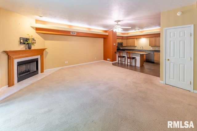 3510 N Kingston Dr Apt 25, Peoria, IL 61604