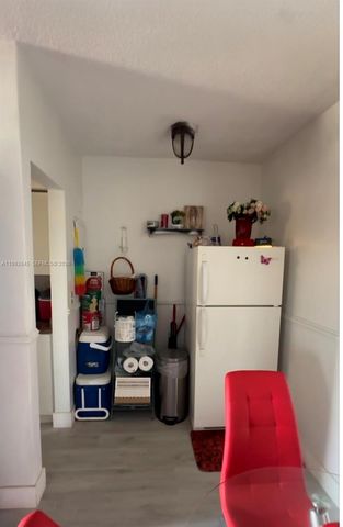 7155 NW 17th Ave 13, Miami, FL 33147