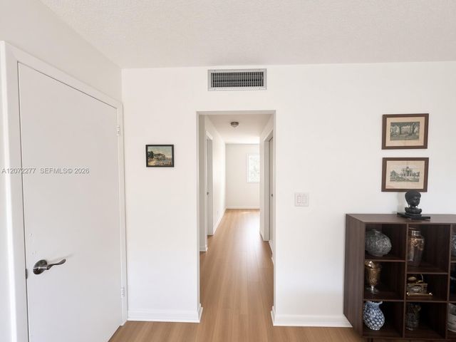 1470 NE 125th Terrace 407, North Miami, FL 33161