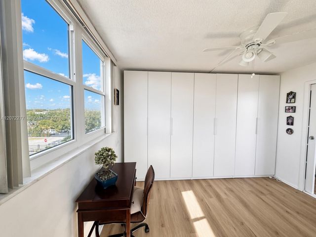 1470 NE 125th Terrace 407, North Miami, FL 33161