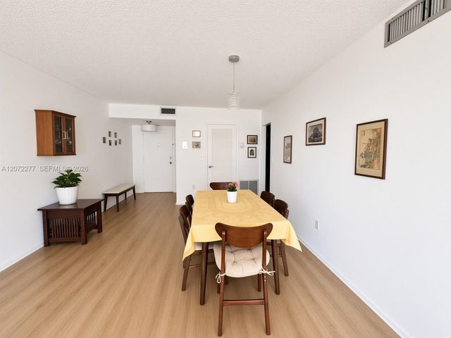 1470 NE 125th Terrace 407, North Miami, FL 33161