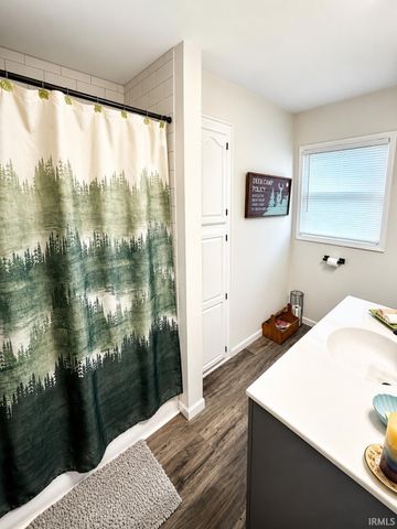 6767 N 300 E, Monon, IN 47959