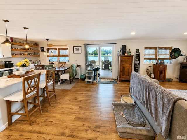 6767 N 300 E, Monon, IN 47959