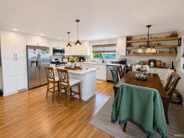 6767 N 300 E, Monon, IN 47959