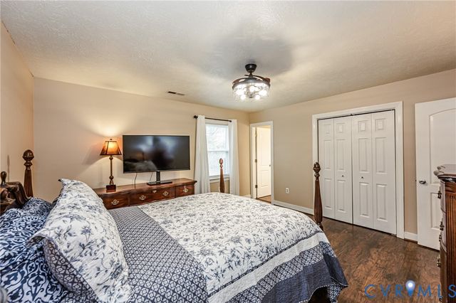 8023 Eddie Ln, Quinton, VA 23141