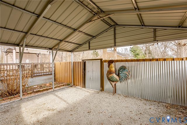 8023 Eddie Ln, Quinton, VA 23141