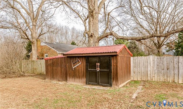 8023 Eddie Ln, Quinton, VA 23141