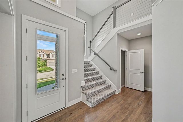 9543 N Kentucky Avenue, Kansas City, MO 64157