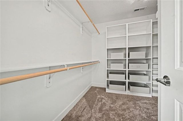 9543 N Kentucky Avenue, Kansas City, MO 64157