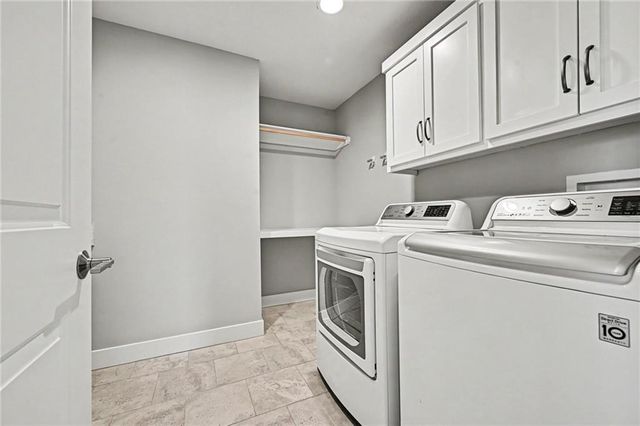 9543 N Kentucky Avenue, Kansas City, MO 64157