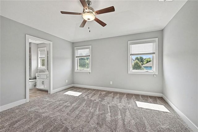 9543 N Kentucky Avenue, Kansas City, MO 64157