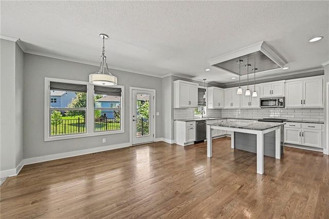 9543 N Kentucky Avenue, Kansas City, MO 64157