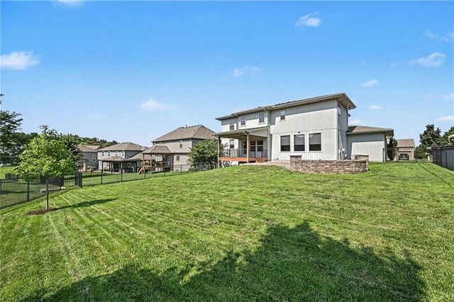 9543 N Kentucky Avenue, Kansas City, MO 64157