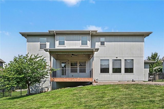 9543 N Kentucky Avenue, Kansas City, MO 64157
