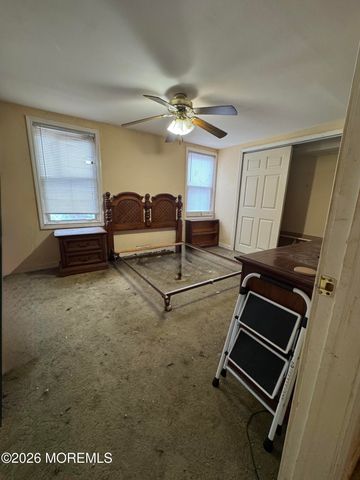 8 Shadynook Street, Keansburg, NJ 07734