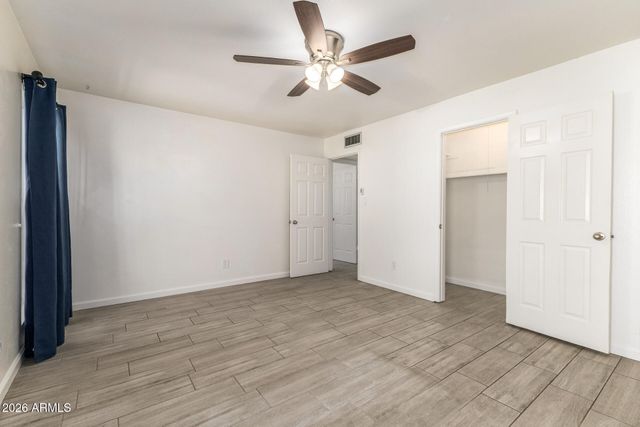 5966 W AUGUSTA Avenue, Glendale, AZ 85301