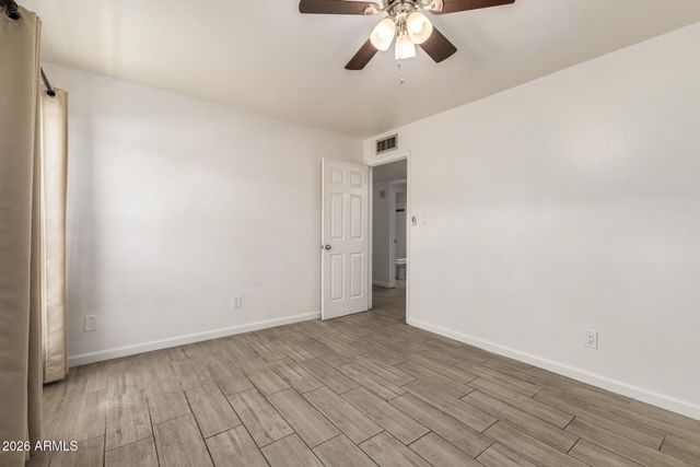 5966 W AUGUSTA Avenue, Glendale, AZ 85301