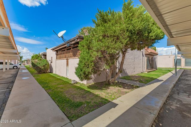 5966 W AUGUSTA Avenue, Glendale, AZ 85301