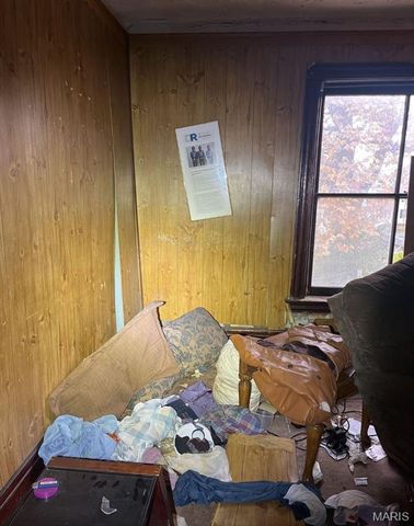 5942 Lotus Avenue, St Louis, MO 63112