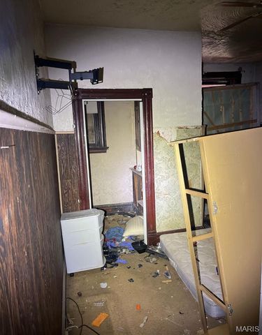 5942 Lotus Avenue, St Louis, MO 63112