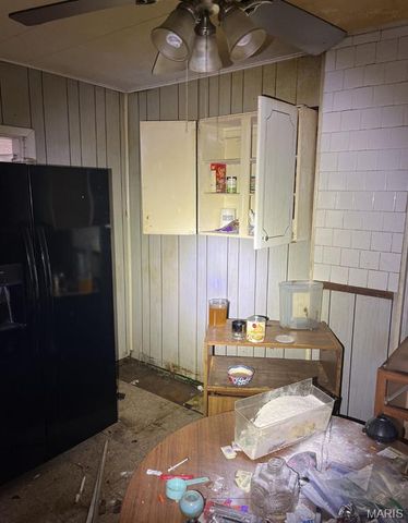 5942 Lotus Avenue, St Louis, MO 63112