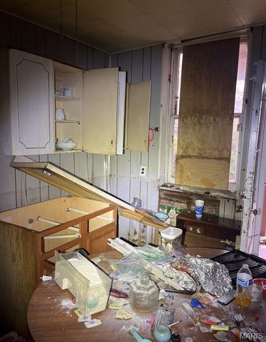 5942 Lotus Avenue, St Louis, MO 63112