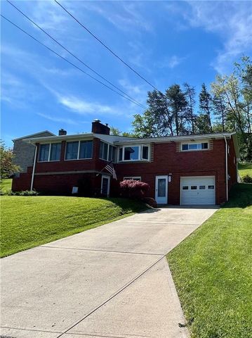804 Redwood Dr, Cecil, PA 15057