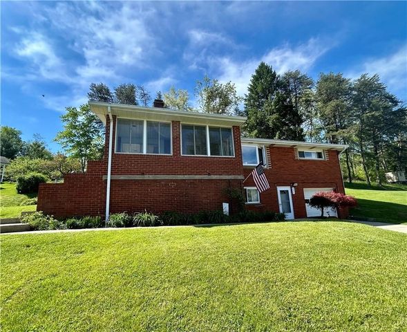 804 Redwood Dr, Cecil, PA 15057
