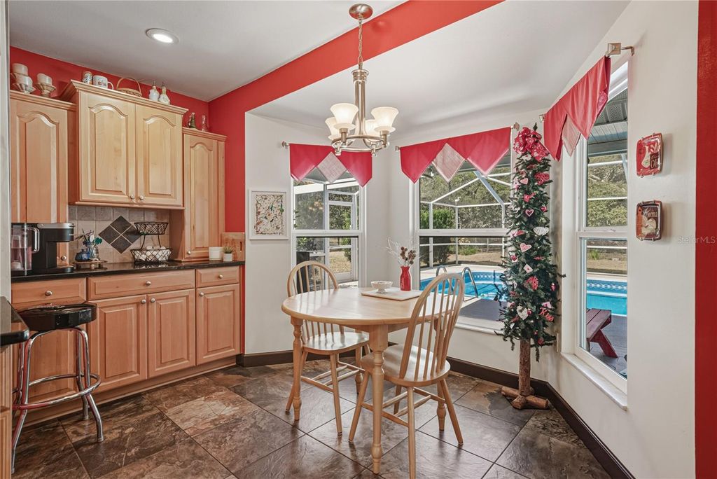 Image 17 of property listing at 3652 HURLBUT CIRCLE, Lake Wales, FL 33898