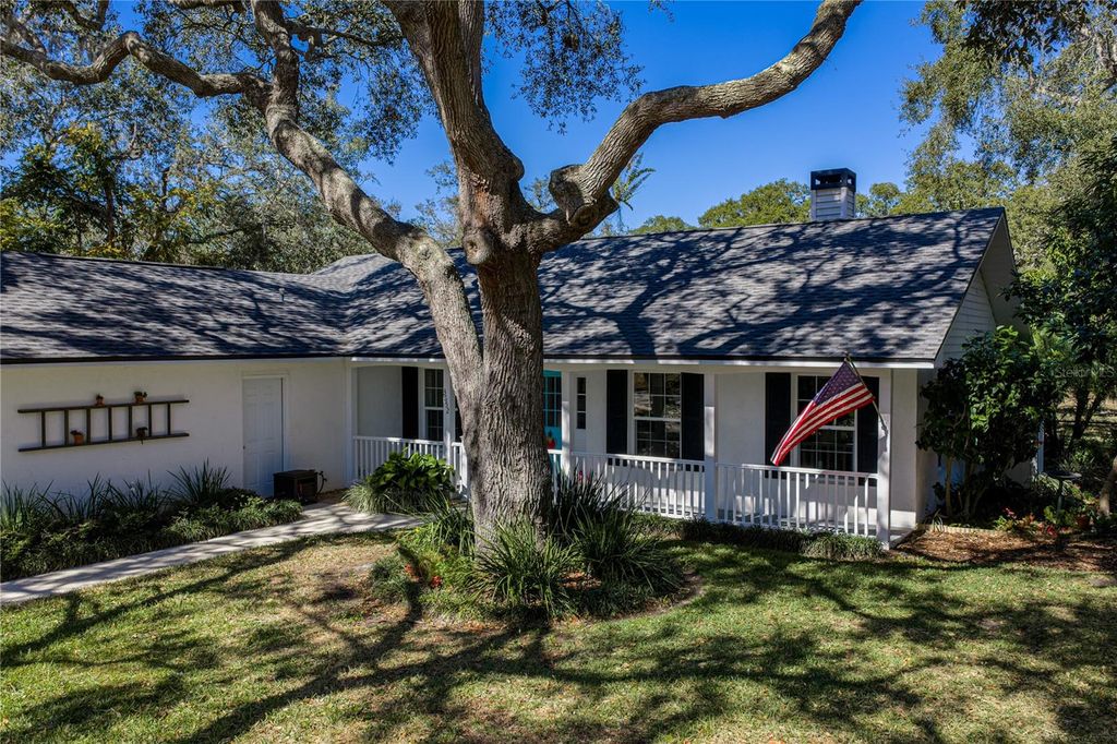 Image 60 of property listing at 3652 HURLBUT CIRCLE, Lake Wales, FL 33898