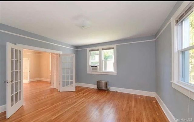 2 Elm Street, Glen Head, NY 11545